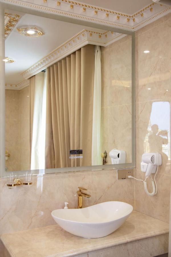 Tri Tam Hotel - Khach San Tri Tam Ben Luc المظهر الخارجي الصورة