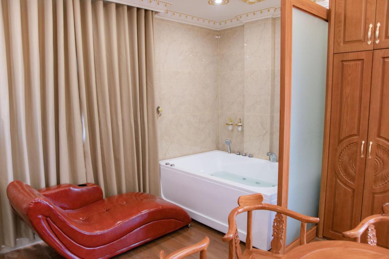 Tri Tam Hotel - Khach San Tri Tam Ben Luc المظهر الخارجي الصورة